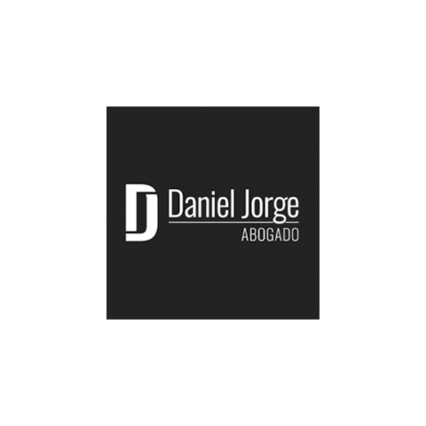 Logo de Daniel Jorge Abogados, estudio penalista en Las Condes.